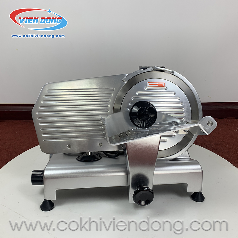 giá máy thái thịt đông lạnh
