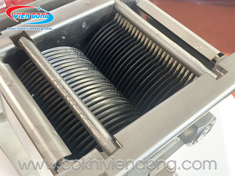 máy thái thịt DQ90